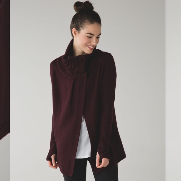 lululemon athletica Sweaters - Lululemon Karmic Cocoon Wrap Maroon Burgundy size 4